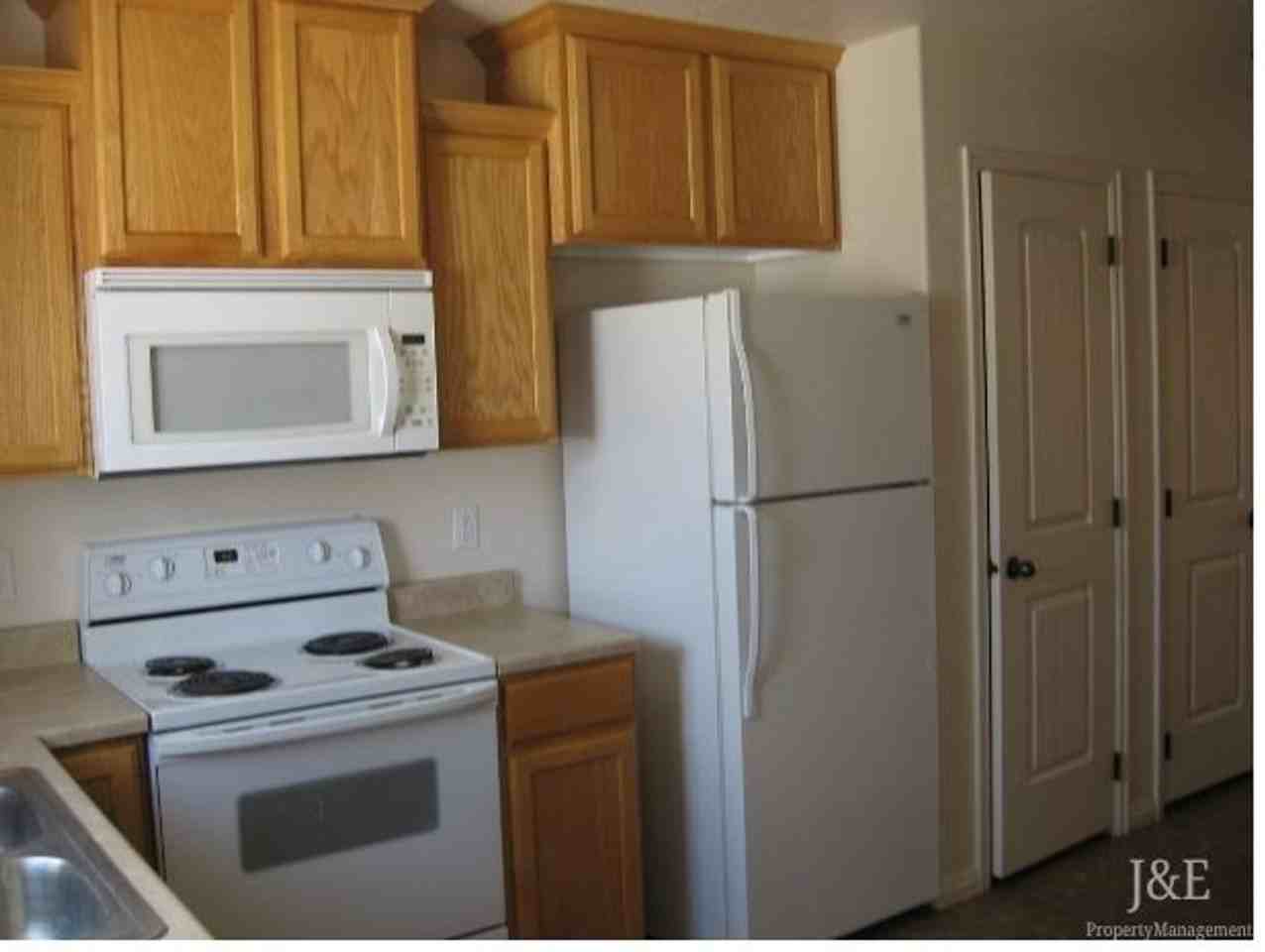 4165 W 75 N - Photo 5 of 18