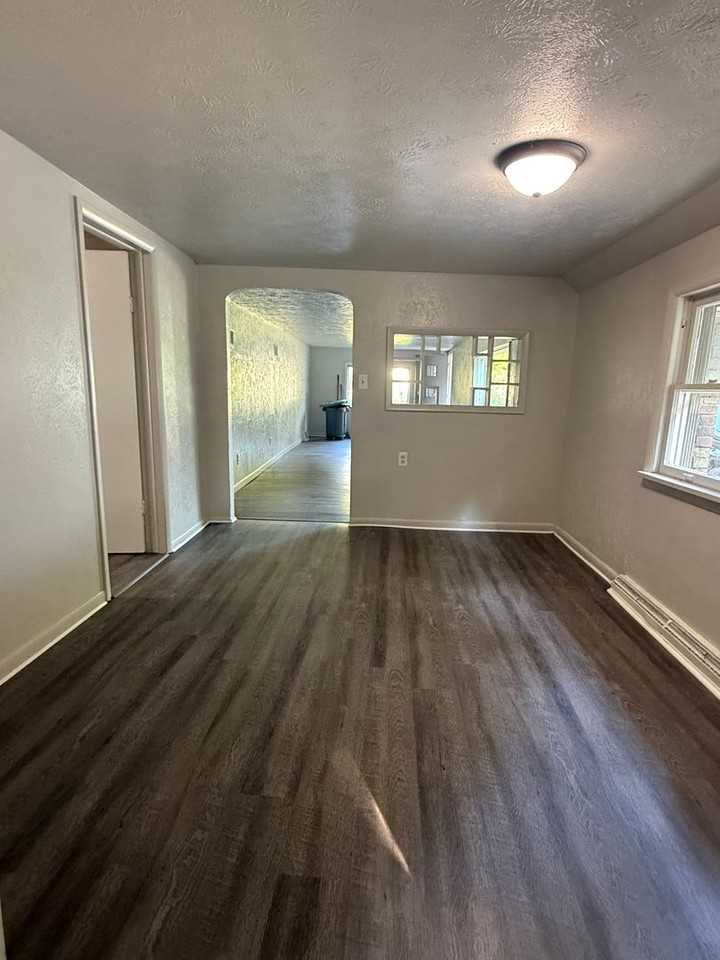 52626 Hastings St - Photo 5 of 10