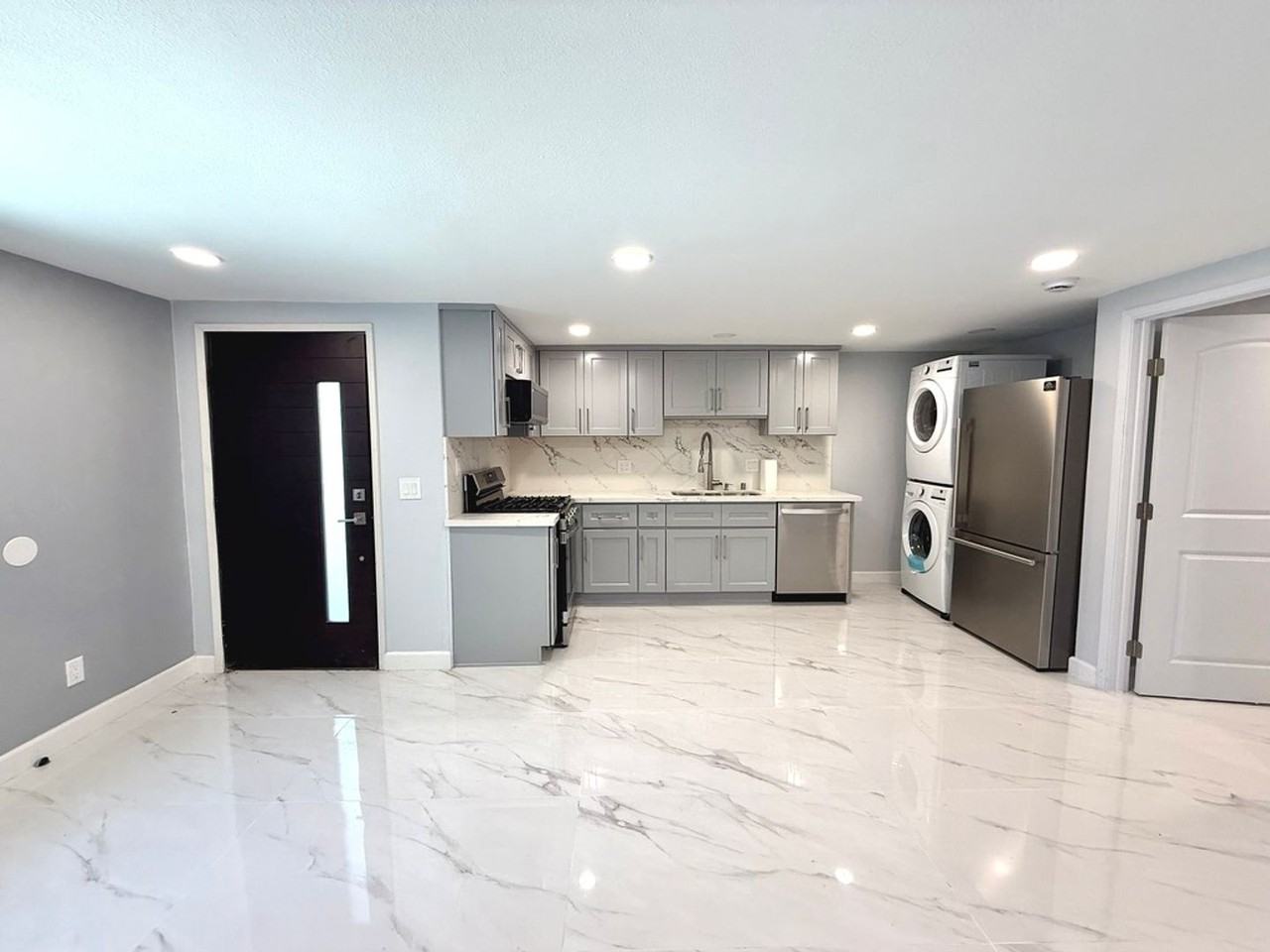 17116 Ceredo Pl - Photo 2 of 12