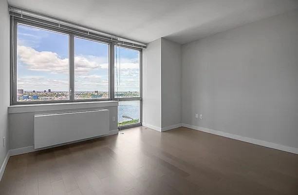 West 28th Street #23L - Photo 2 of 5