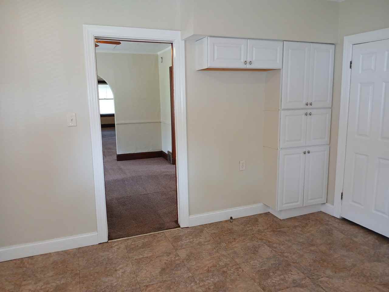 6810 Fleet Ave - Photo 5 of 17