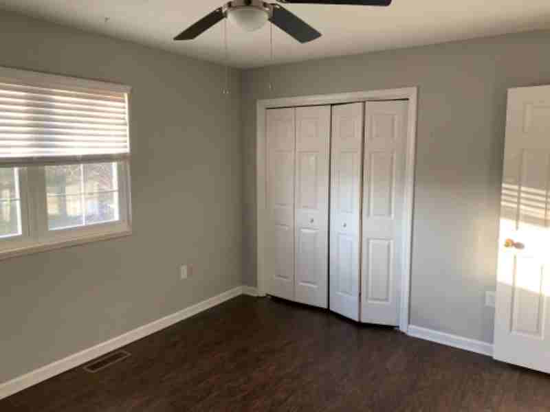 200 Gray Ave #C - Photo 5 of 8