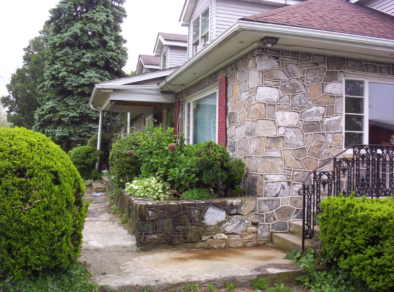 1530 Main St #D - Photo 3 of 12