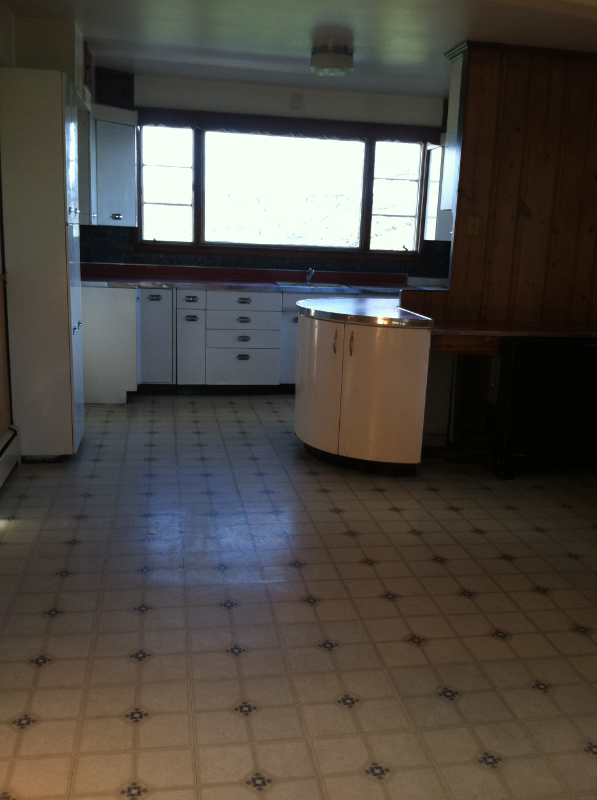 1530 Main St #D - Photo 7 of 12