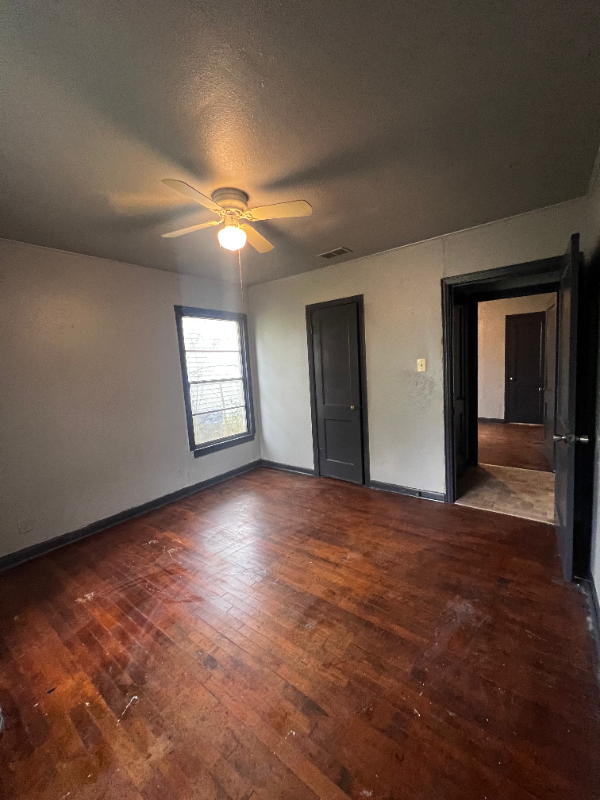 426 W 75th St - Photo 7 of 13