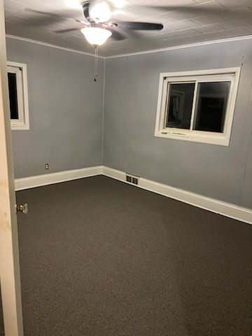 621 Garfield Ave - Photo 4 of 13
