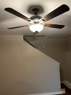 621 Garfield Ave - Photo 5 of 13