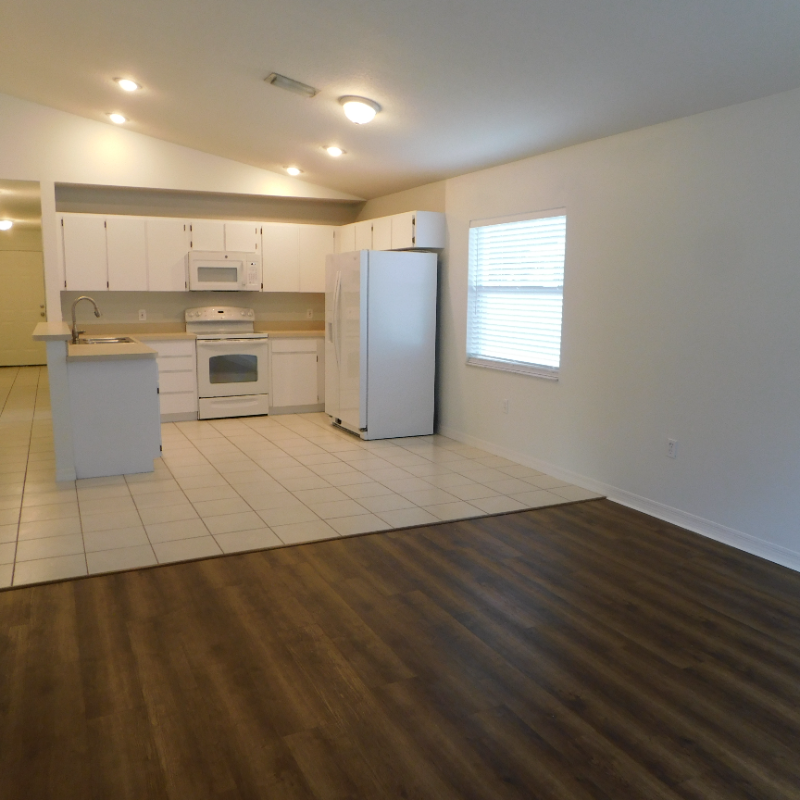 22141 Breaker Point Ln - Photo 5 of 22