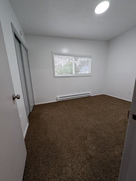 370 S Wasson St - Photo 5 of 8