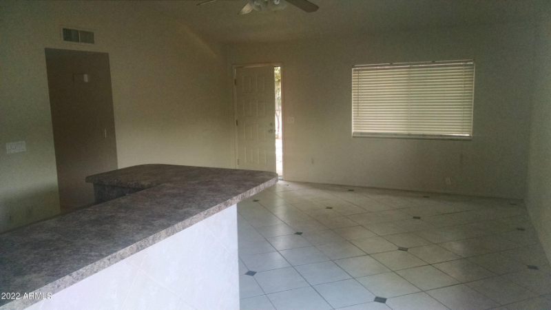 904 W Malibu Dr - Photo 6 of 15