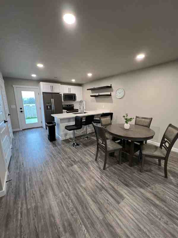 2520 Castle Pines Dr - Photo 3 of 15