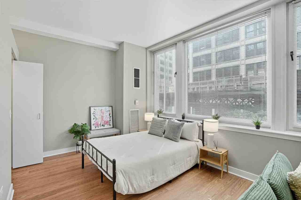 12 E Lake St - Photo 3 of 7