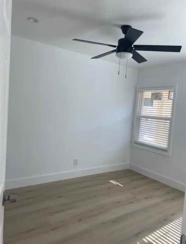 10904 Lillian Ln #C - Photo 4 of 12