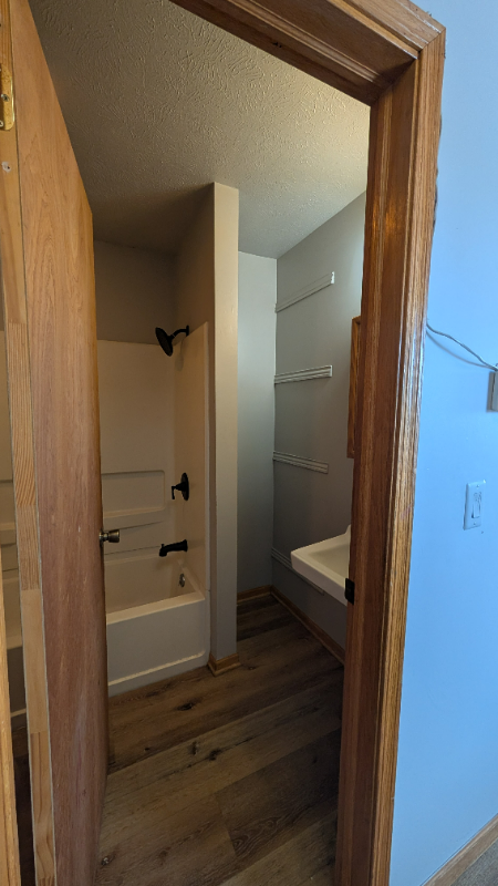 801 N Santa Fe Ave #C - Photo 4 of 5