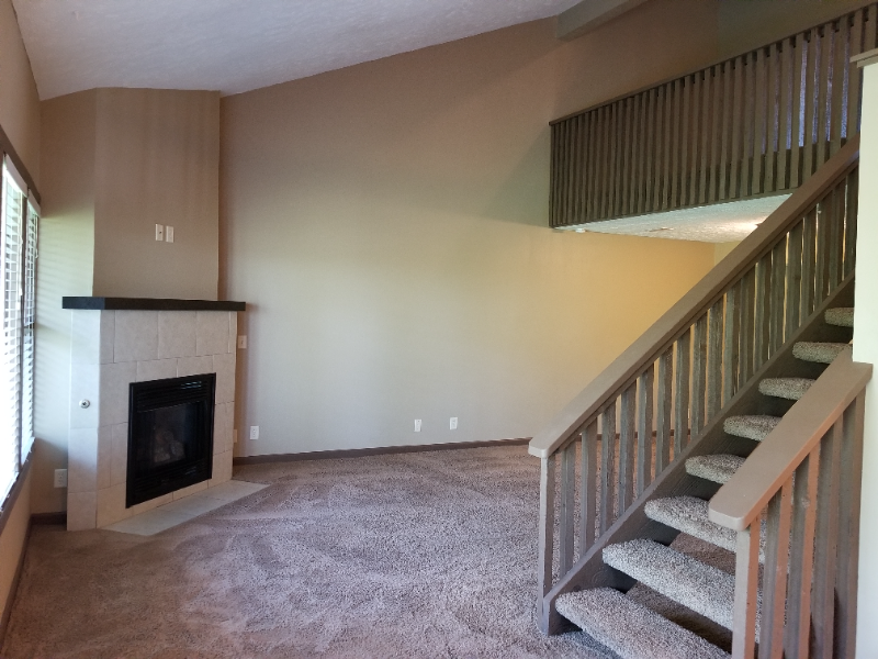 1920 Parkwild Dr #6 - Photo 6 of 20