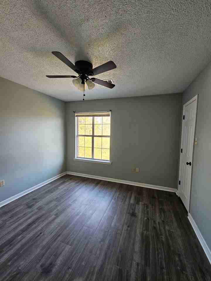 1 Lilac St #4 - Photo 5 of 8
