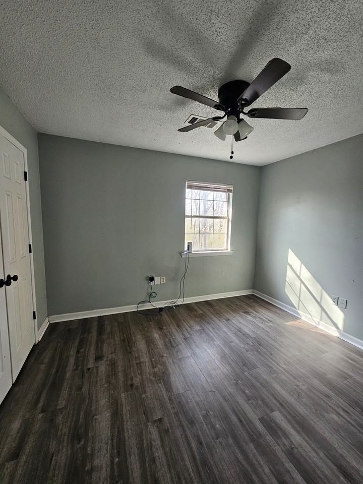 1 Lilac St #4 - Photo 6 of 8