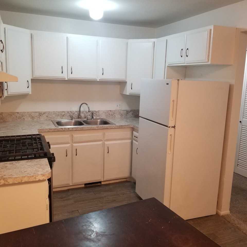 4807 Se #4 - Photo 2 of 11