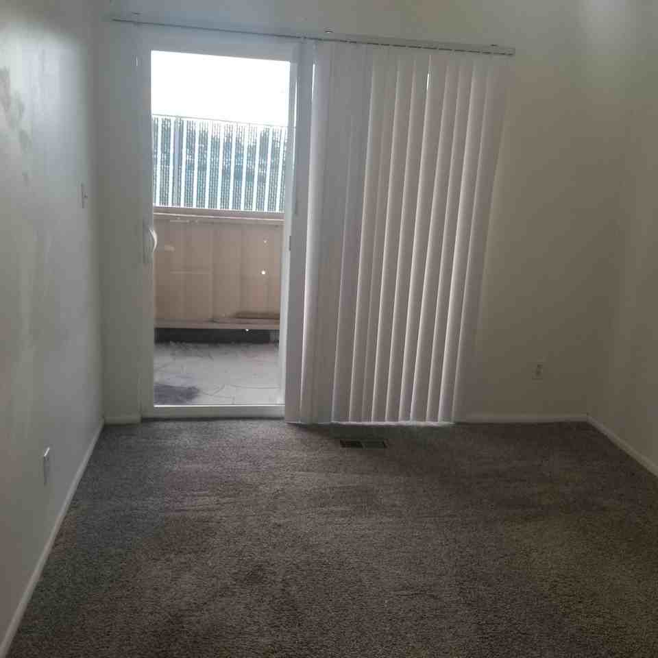 4807 Se #4 - Photo 5 of 11