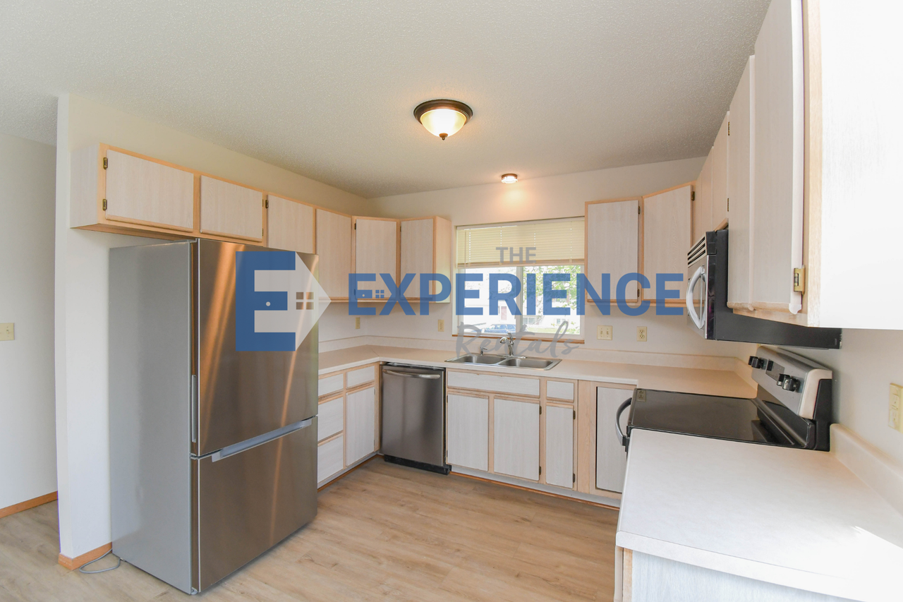 4405 W Antelope Dr - Photo 7 of 39