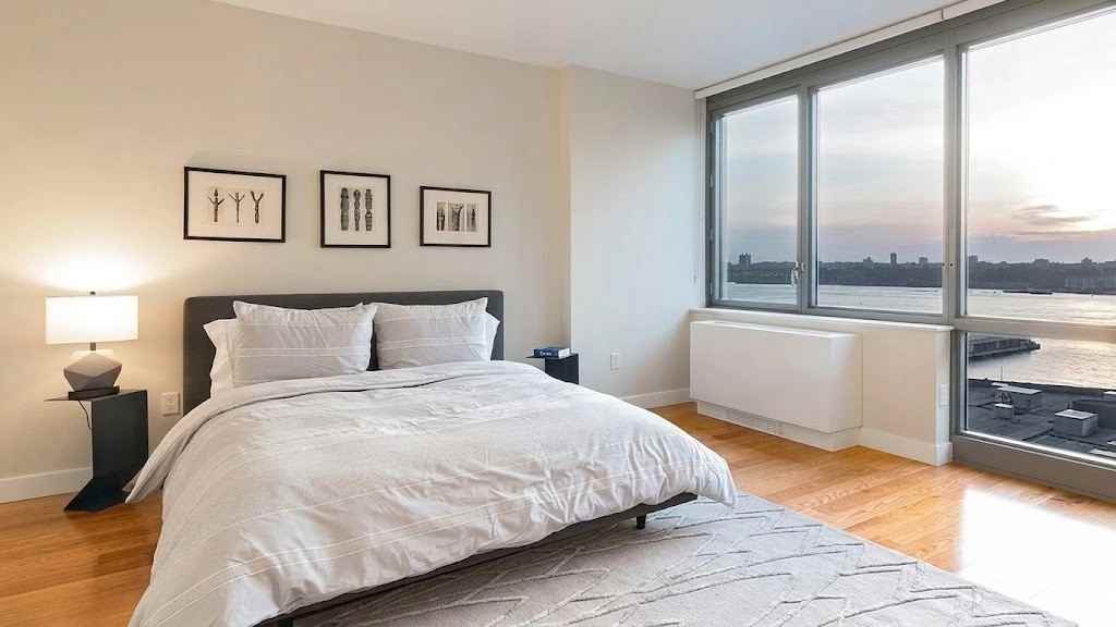 West 57th Street #1522 - Photo 2 of 6