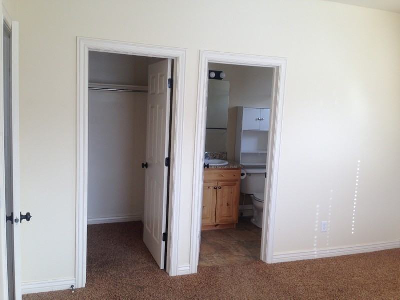 576 Wn #C12 - Photo 3 of 7