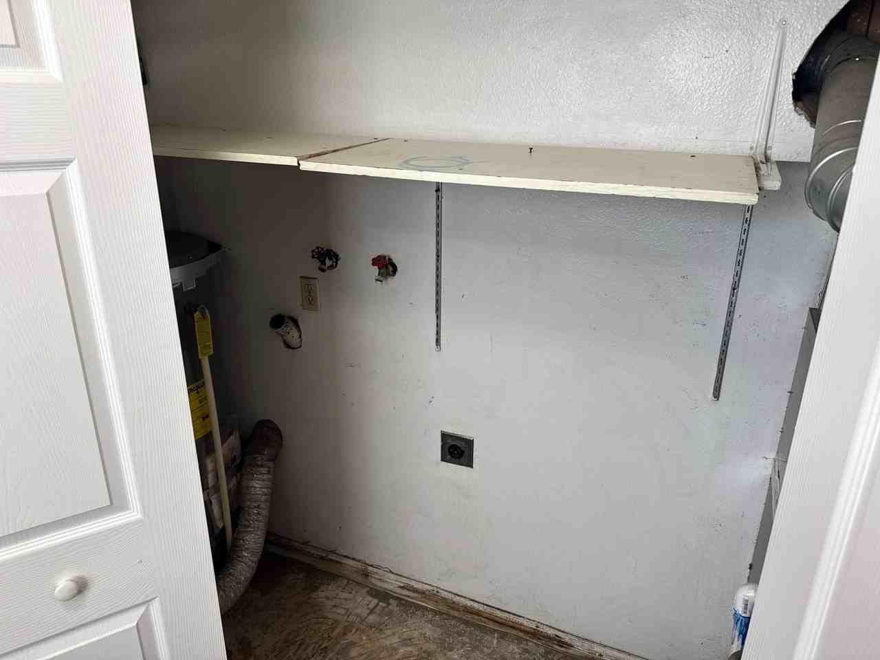 4435 Sw #A - Photo 6 of 11