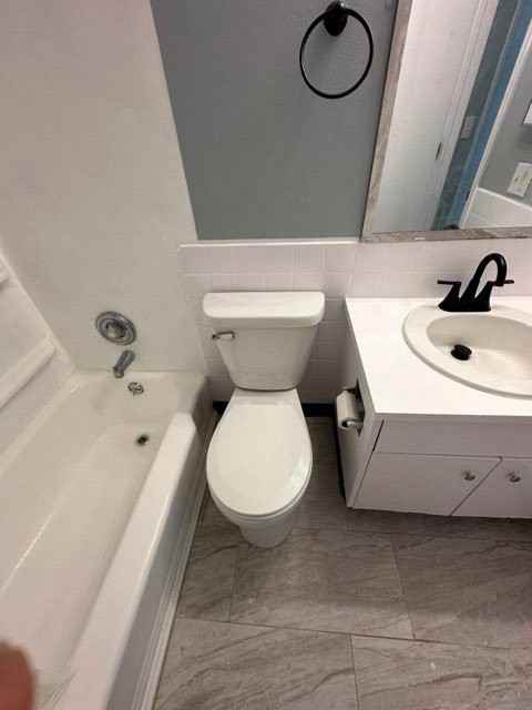 1212 E St #6 - Photo 7 of 21