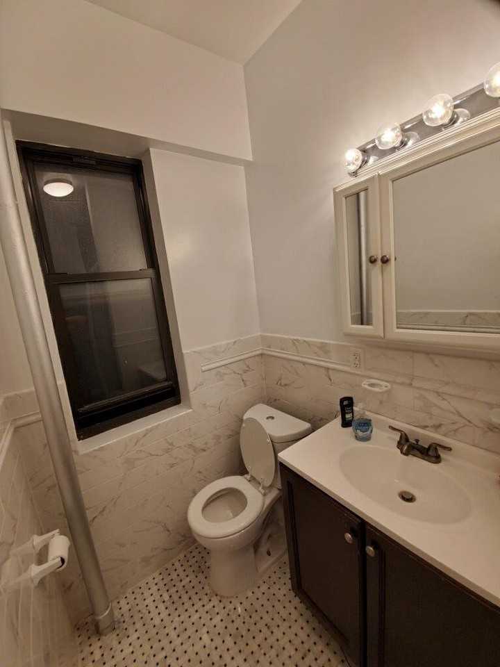 627 W 136th St #16 - Photo 5 of 9