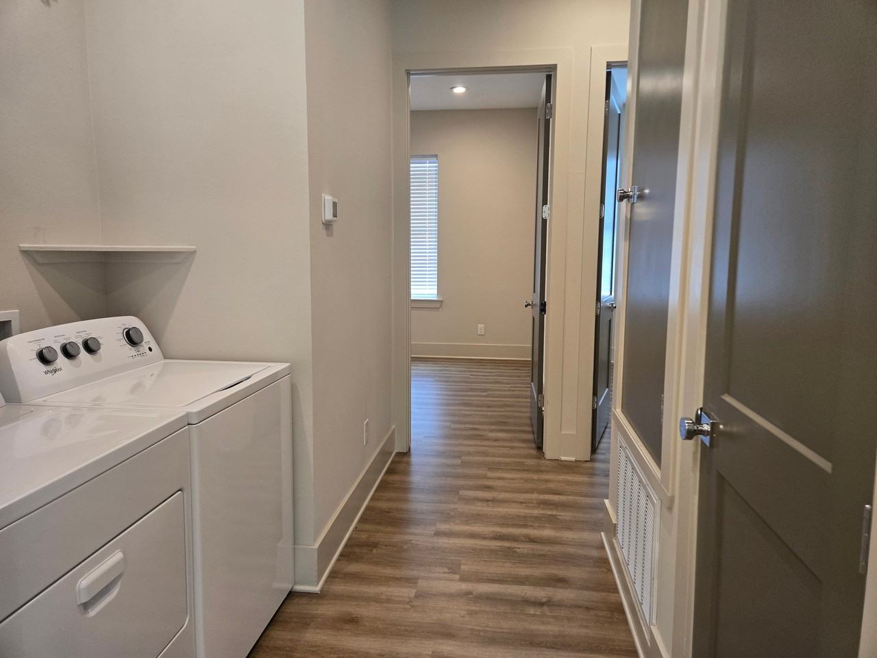 213 Holleman Dr E #204 - Photo 5 of 10