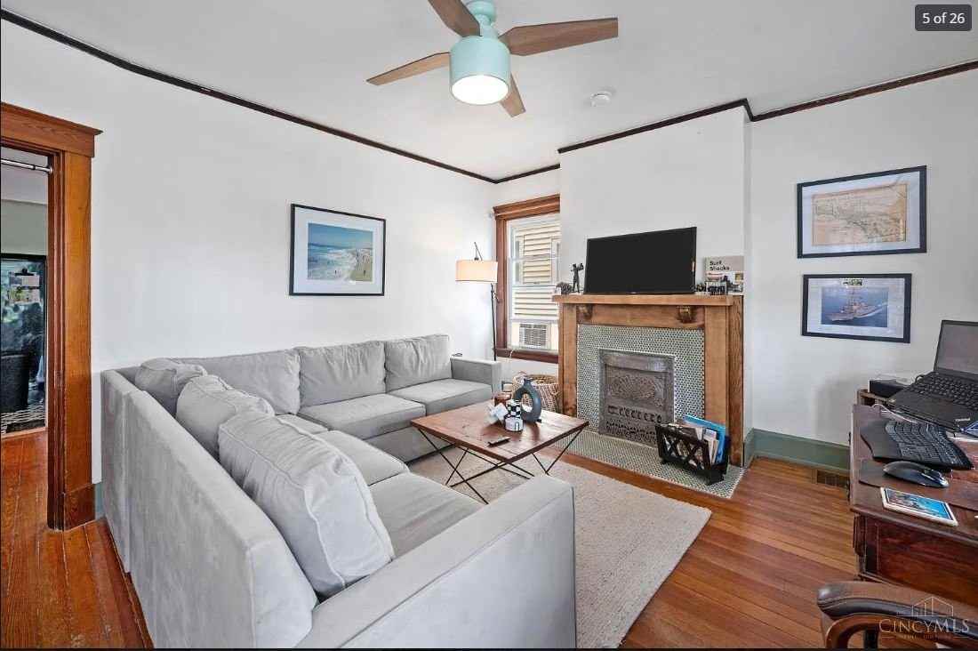 2849 Minto Ave #1 - Photo 4 of 8