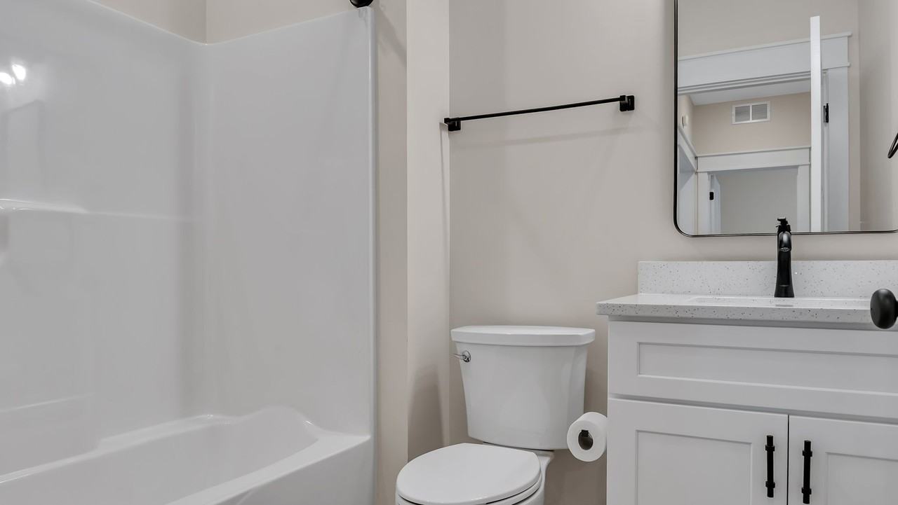 1200 N Woodburn Ave #1 - Photo 6 of 12