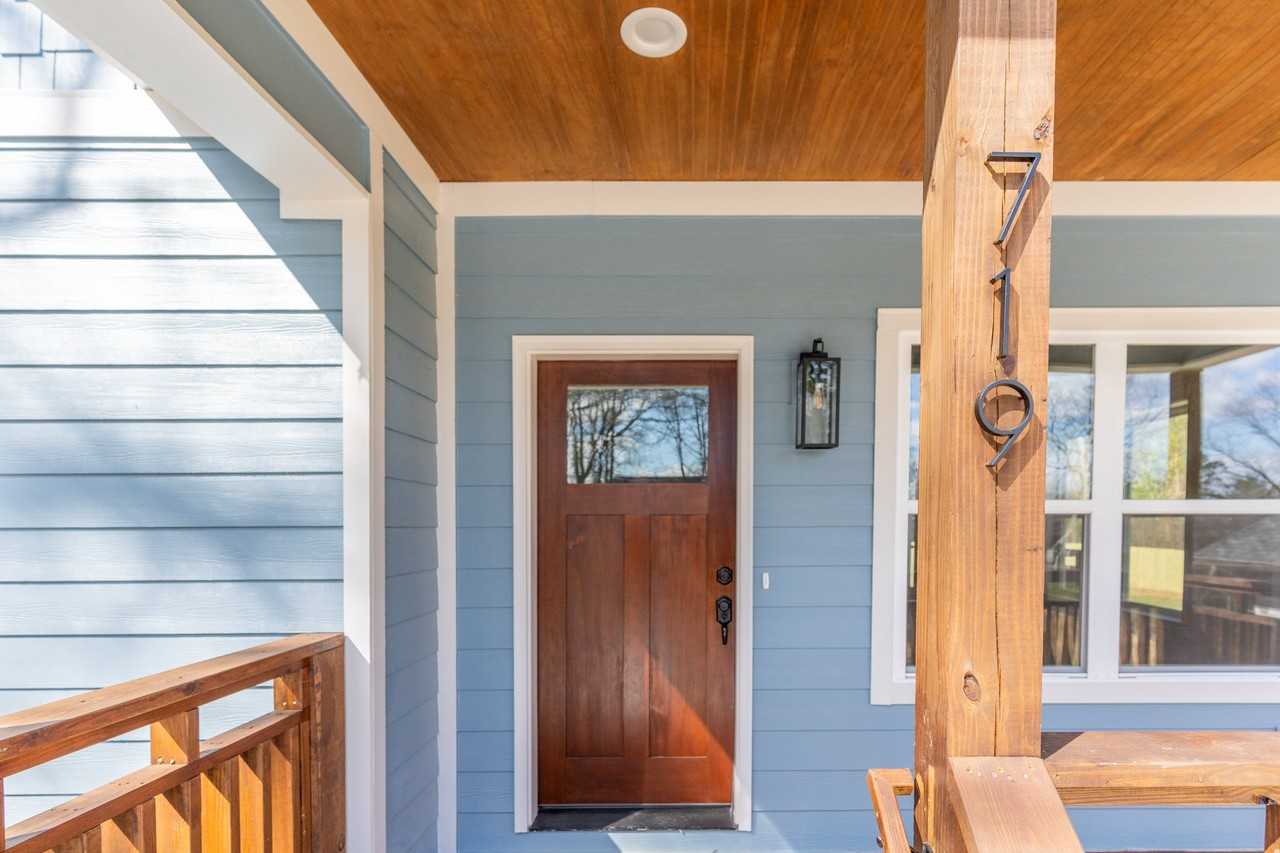 719 Donaldson Rd - Photo 3 of 17