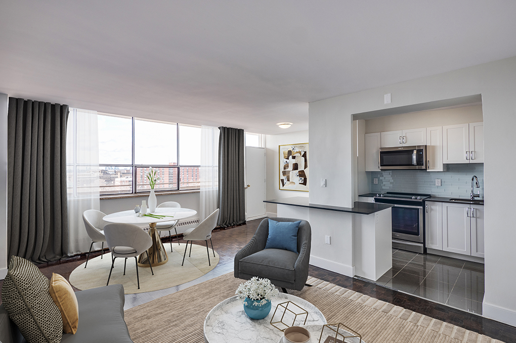 35 Mowat Blvd. - Photo 2 of 6