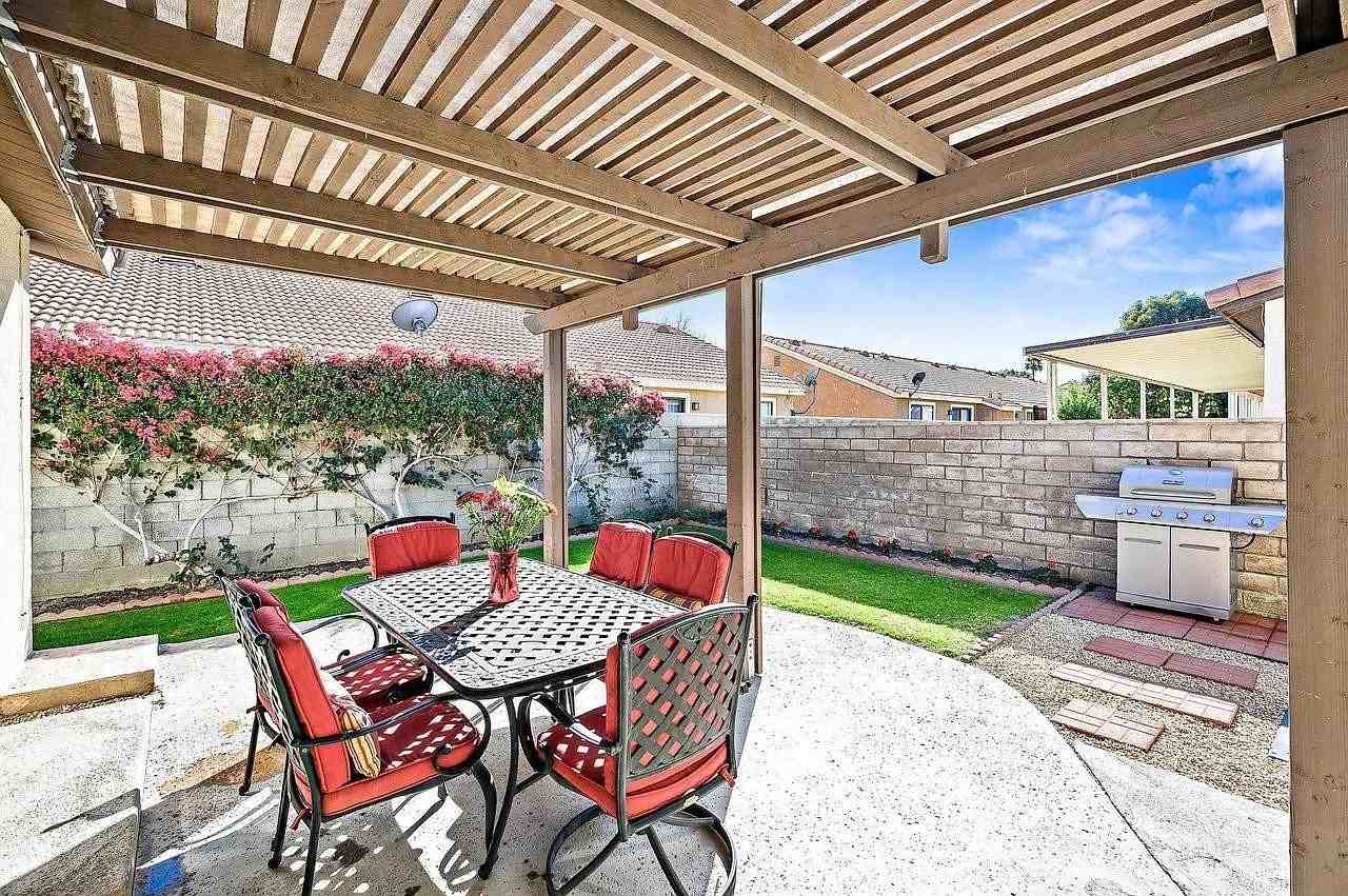 77949 Calypso Rd - Photo 5 of 42