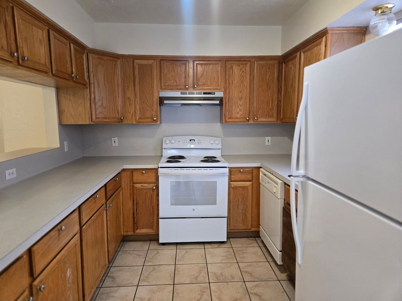 1700 S Dexter Dr #1700 - Photo 2 of 11