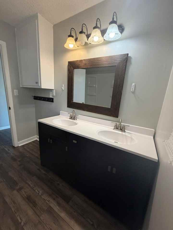 519 Claremont Dr - Photo 5 of 17