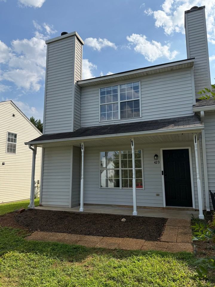 429 Riverside Ave - Photo 2 of 20