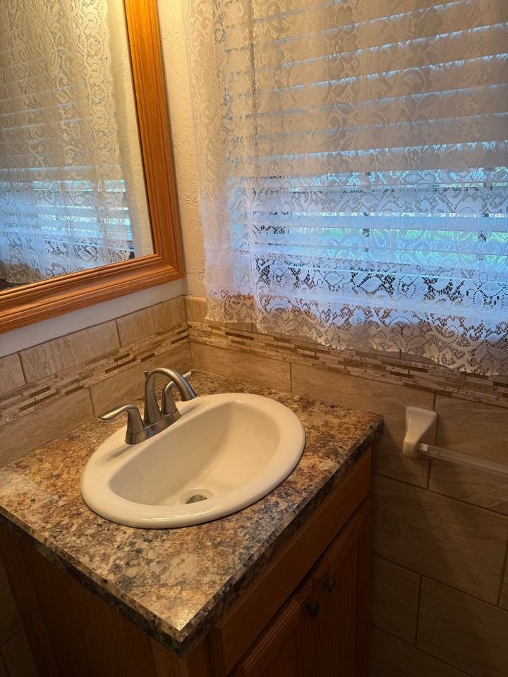 6932 Sw Cherokee Ave - Photo 7 of 17