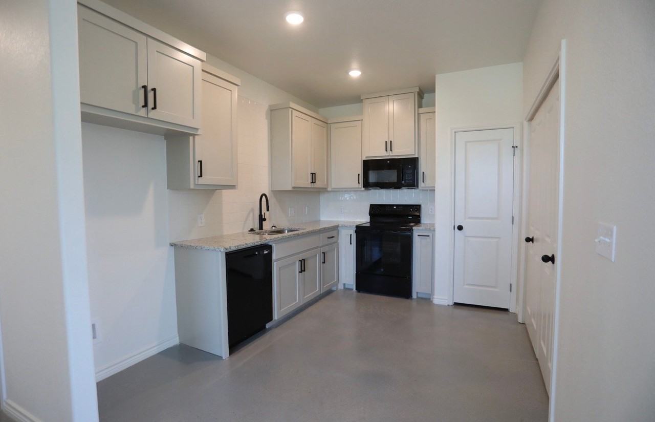 4119 Long Creek Lane #B - Photo 6 of 20