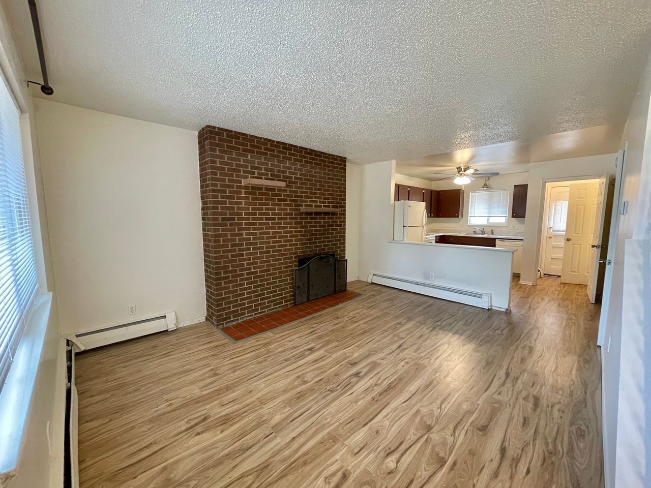 1740 E 16th St - Photo 3 of 11