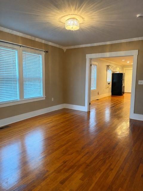 178 Harrison Ave - Photo 3 of 14