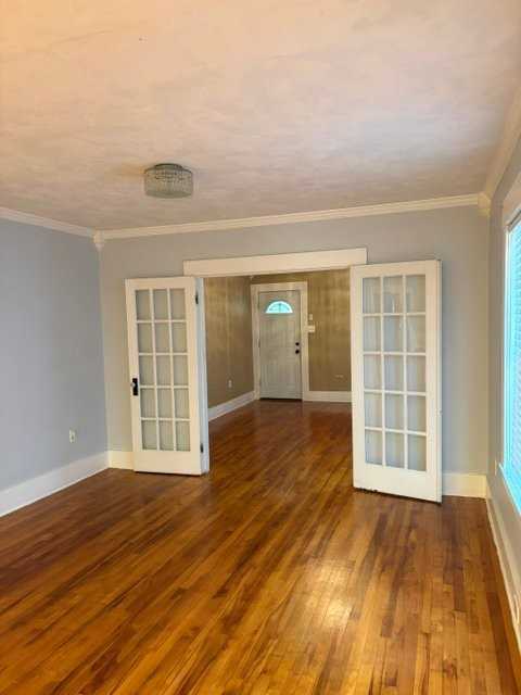 178 Harrison Ave - Photo 6 of 14