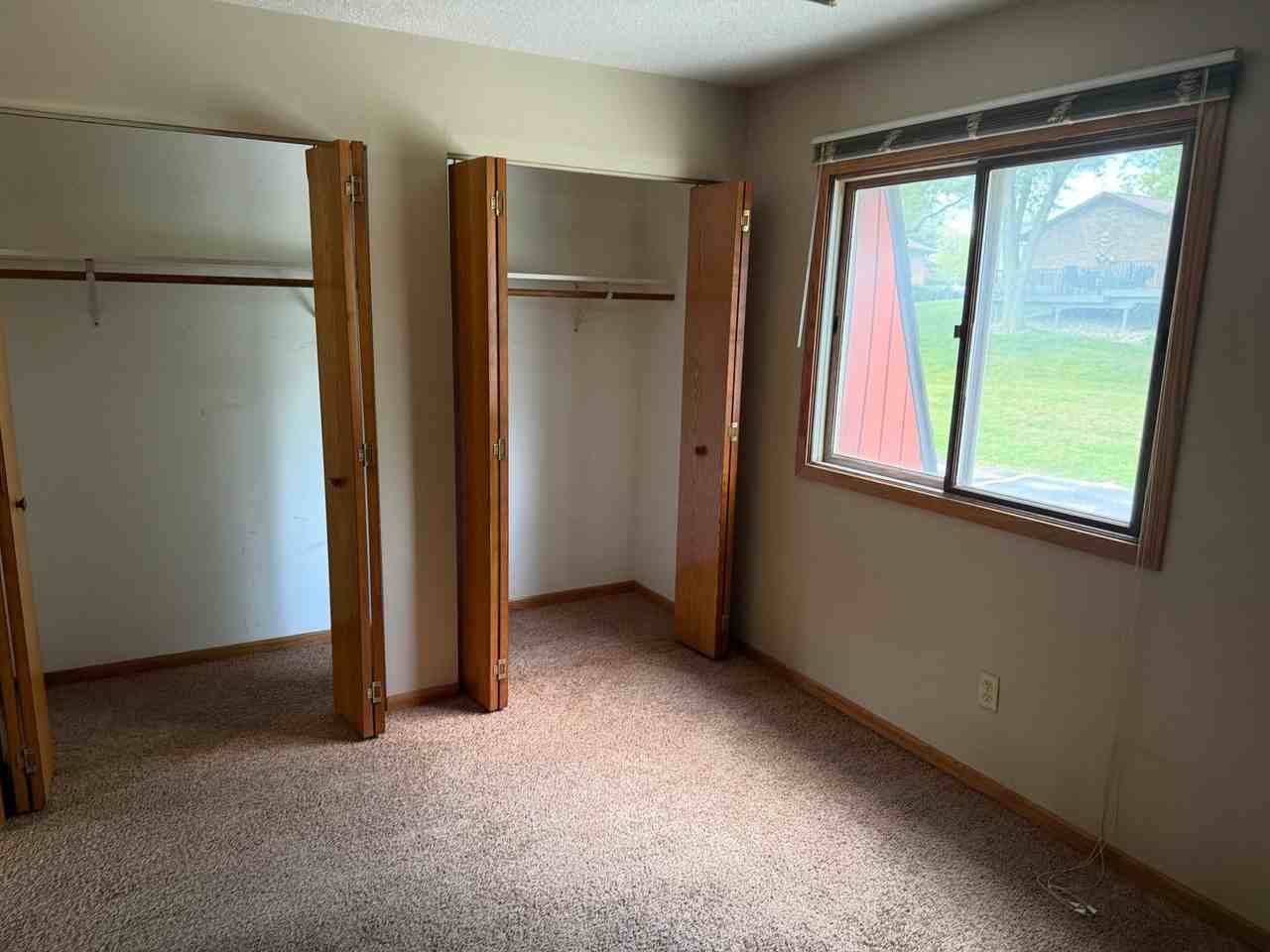 2426 E 50th St #3 - Photo 7 of 8