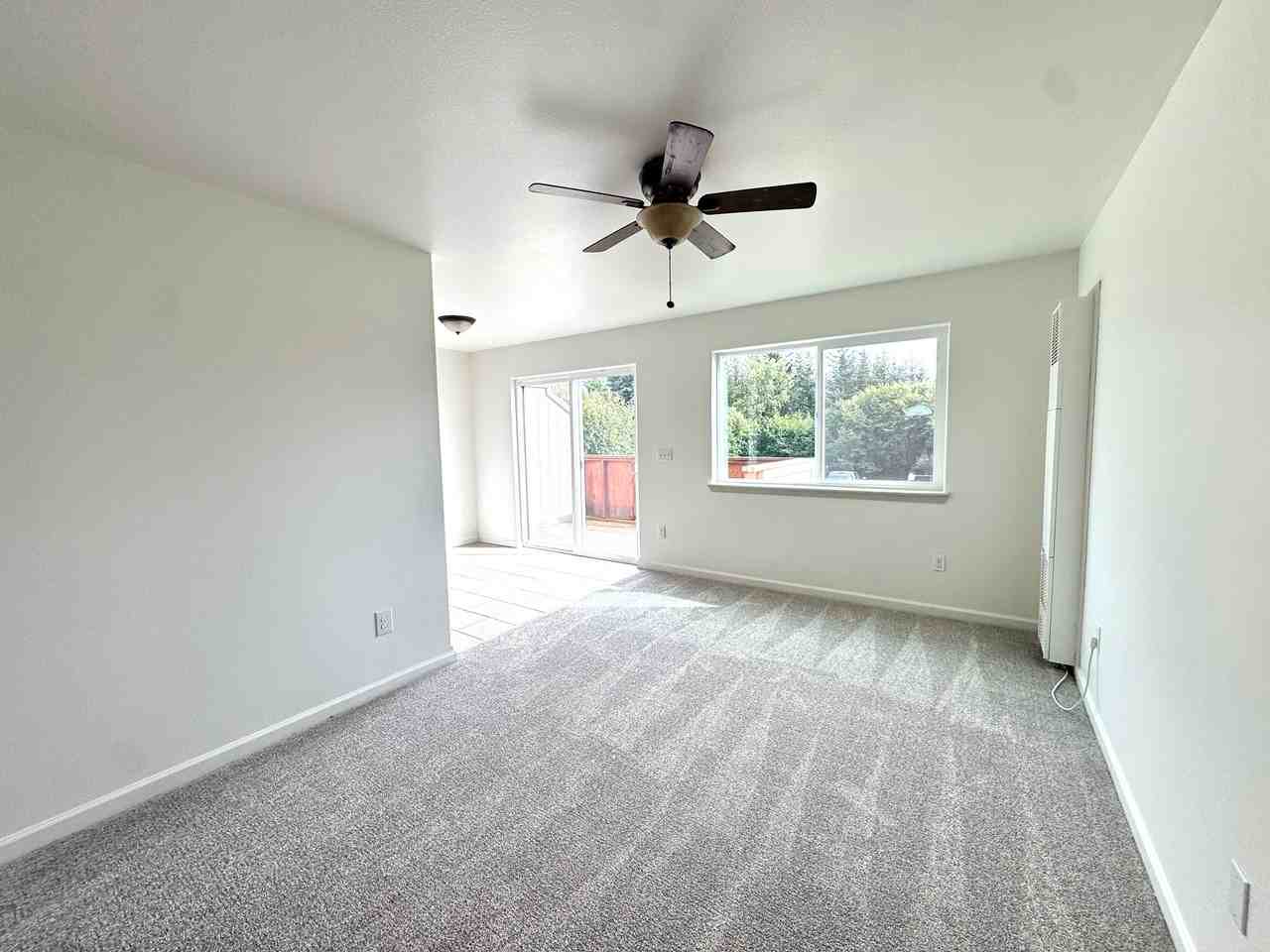 1005 E End Rd #2 - Photo 3 of 19