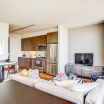 346 N Chestnut St - Photo 1 of 1