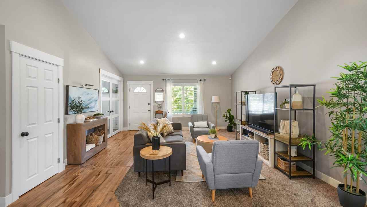 4291 W Campden Dr - Photo 2 of 20