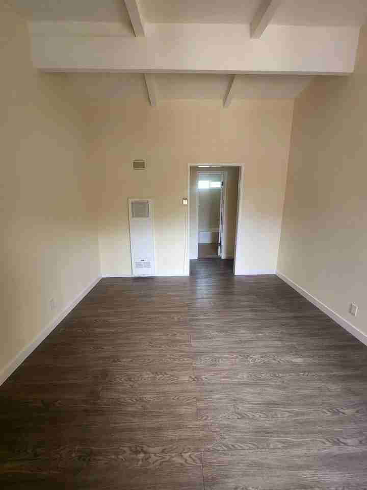12826 Vanowen St #7 - Photo 4 of 15