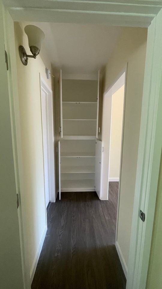 12826 Vanowen St #7 - Photo 6 of 15