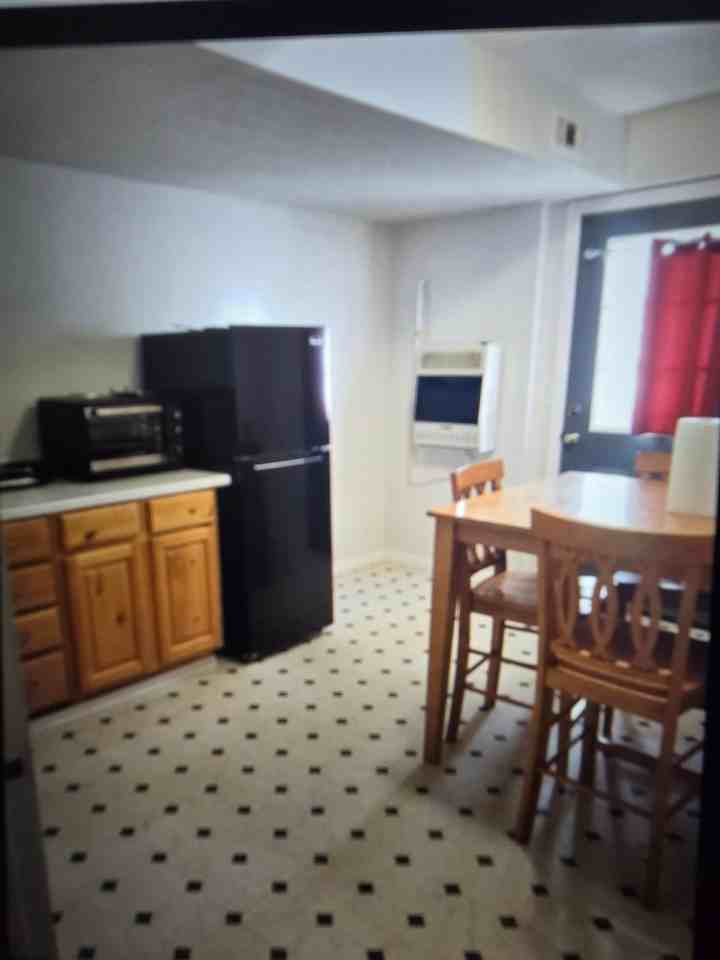 4580 Westsouth - Photo 2 of 8